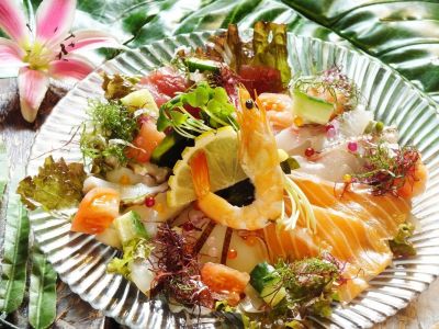 沖縄市居酒屋|旨い処わさび|人気|おすすめ|安い|団体|忘新年会|歓送迎会|宴会|女子会|誕生日|お祝|個室|テイクアウト|お持ち帰り|オードブル|飲み放題 